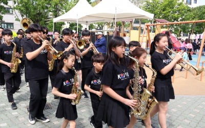 서초구 '봄밤의 클래식 축제' 열어