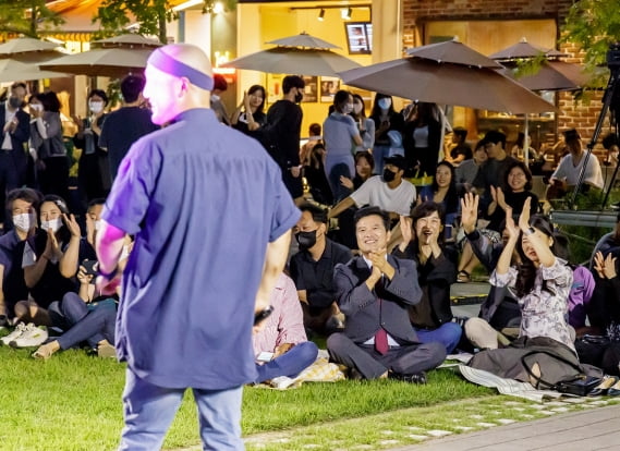 버스킹하면 강남·홍대? 이제 '마곡 버스킹' 즐기세요 [메트로]