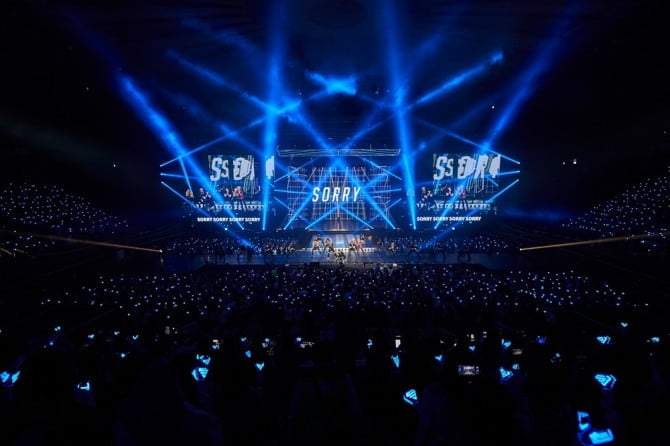 슈퍼주니어, 앙코르 콘서트 'SUPER SHOW 9 : ROAD_SHOW' 성료…"계속 같이 걸어갈 것"