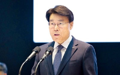 포스코, 지주사 중심의 경영체제 본격 가동…2차전지 소재, 수소 등 미래사업 집중