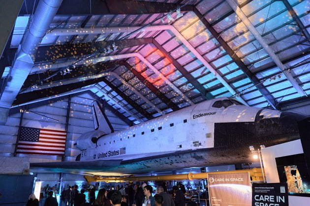 제1회 케어 인 스페이스(CIS) 행사장에 전시된 NASA의 마지막 우주 왕복선 인데버호. 사진=보령 제공