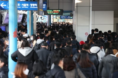 일본·중국도 제쳤다...여전히 세계 최고 수준인 한국의 노동 시간