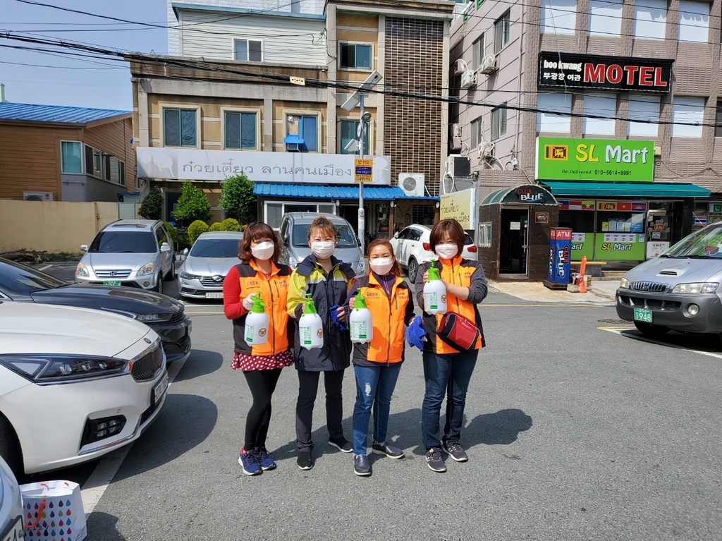 "한국 소방안전교육 잘 돼 있지만 외국인은 못 알아들어요"