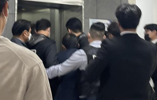 JMS 정명석 성폭행 혐의 고소 외국인 법정 출석…비공개 증언