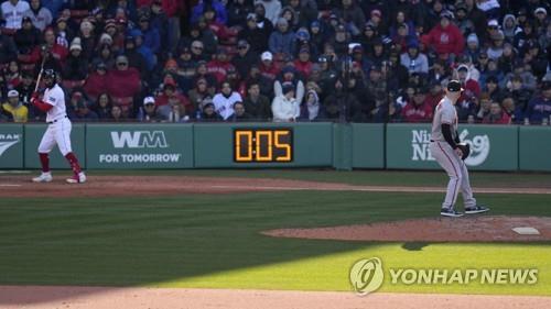 MLB 바뀐 규칙에 타율·도루 올랐지만 경기 시간은 30분 단축