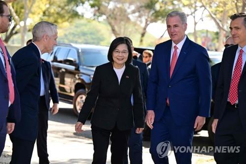 美 "中, 하원의장-대만총통 회동 명분으로 긴장 고조 행동 안돼"(종합)