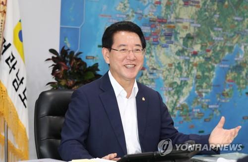 '광주 군 공항 이전 논의' 김영록 전남지사 리더십 시험대