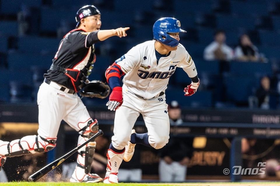 '유강남 더비'서 롯데, LG에 6-5 역전승…SSG 5연승 질주(종합)