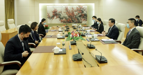 中 외교부장, 유엔 사무차장에 "중·유엔 협력, 세계에 더 유익"