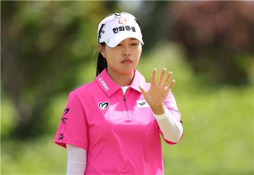 김효주, LPGA 투어 롯데 챔피언십 2연패 청신호…첫날 공동 3위(종합)