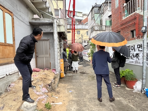 대구 이슬람사원 공사 3개월 만에 재개…주민 반발(종합)