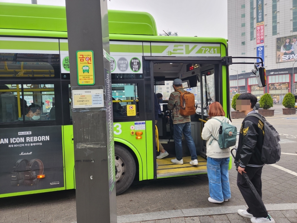 [마을버스 왜안와] ①"운전할 사람이 없어요"…박봉·격무에 떠나는 기사들