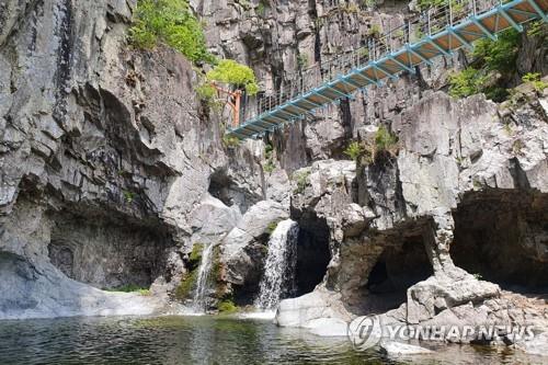 포항 보경사 무료 개방…내달 4일부터 관람료 폐지