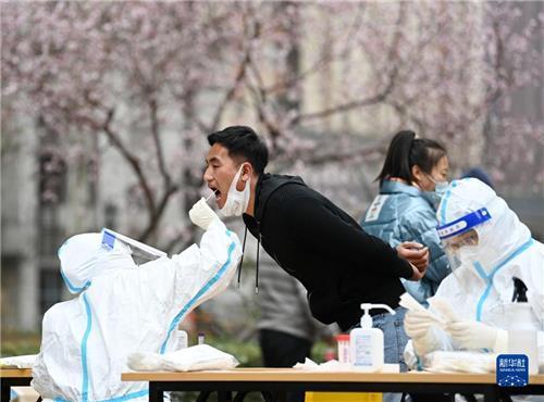 中 코로나 감염자 증가…노동절 연휴 '재확산' 도화선 되나