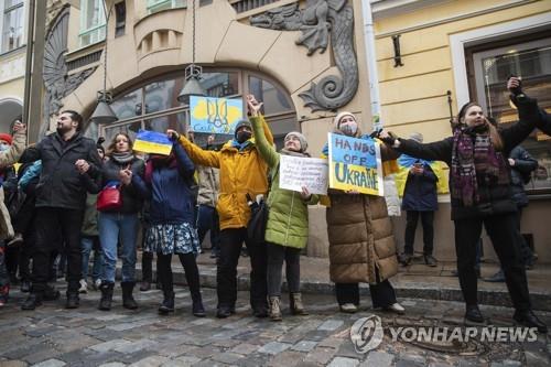 "러, 구소련 발트3국 흔들려다가 장악희망 거의 포기"