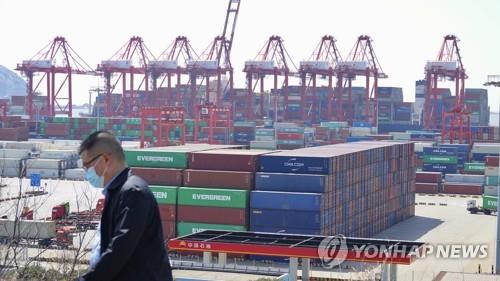 1분기 대중국 수출, 한국이 가장 큰 폭으로 줄었다
