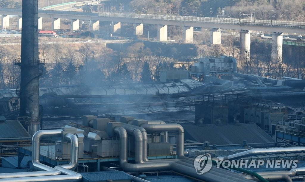 '화재' 한국타이어 대전공장, 직원 전환배치·희망퇴직