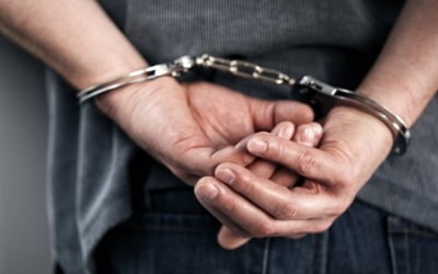 '학원가 마약음료' 직접 만든 20대 구속