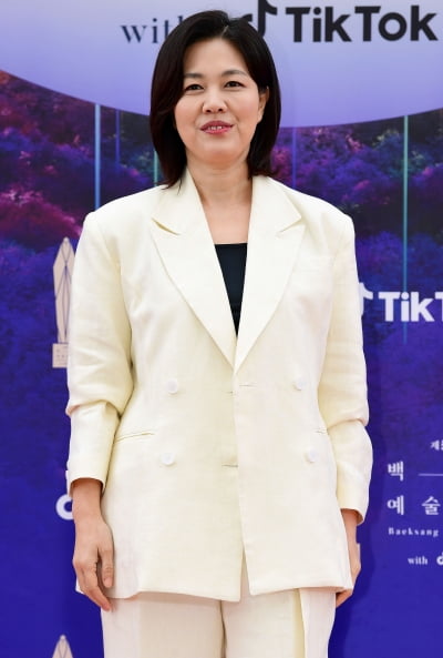 [TEN 포토] 김정영 '품격 넘치는 미소'