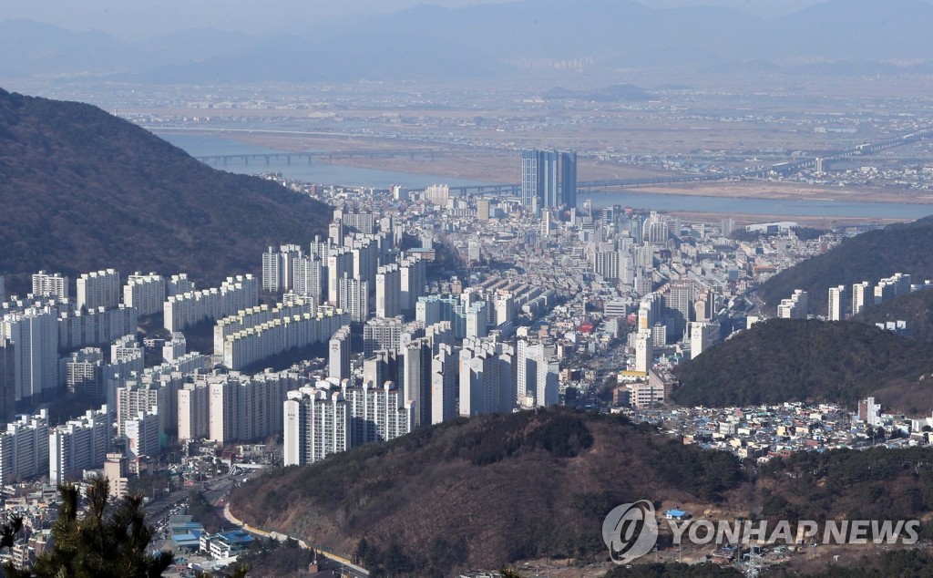 [현장In] 고독사 줄었다는 부산시 통계 사실일까…복지부와 큰 차이