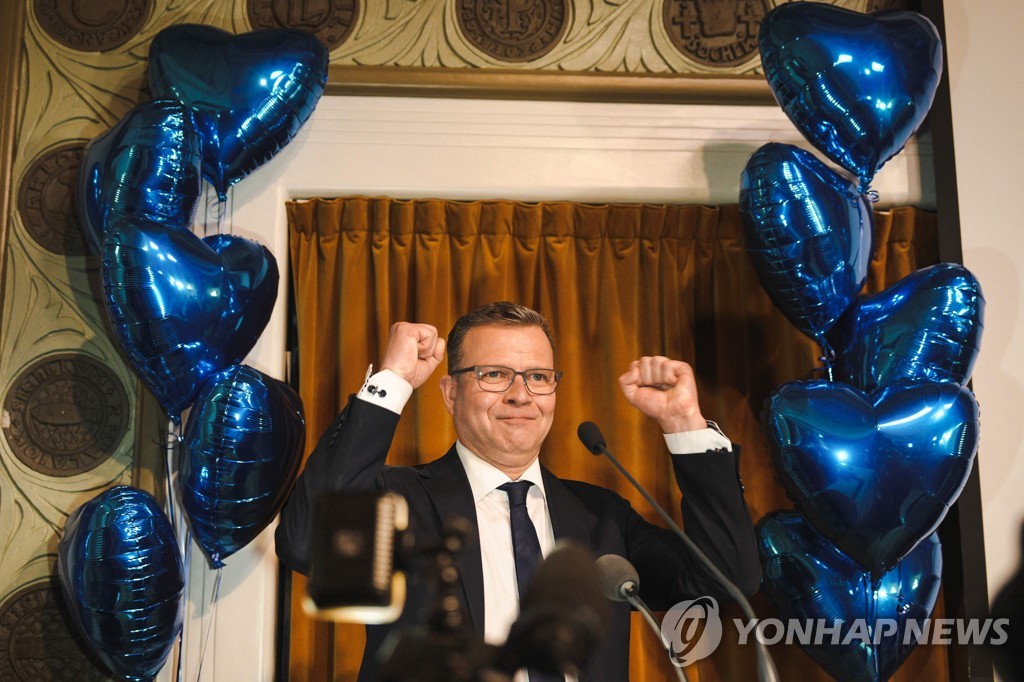 핀란드 총선서 중도우파 승리…'파티 논란' 마린 총리 실각(종합)