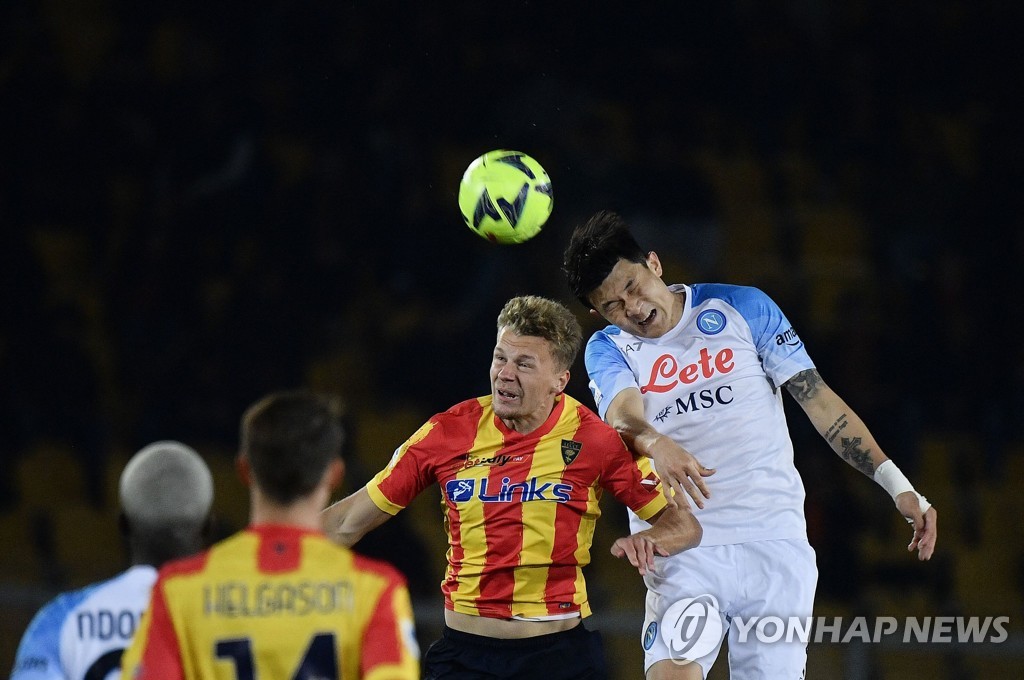 유럽 정상급 수비수라는 UEFA 평가에…김민재 "나폴리가 잘해서"