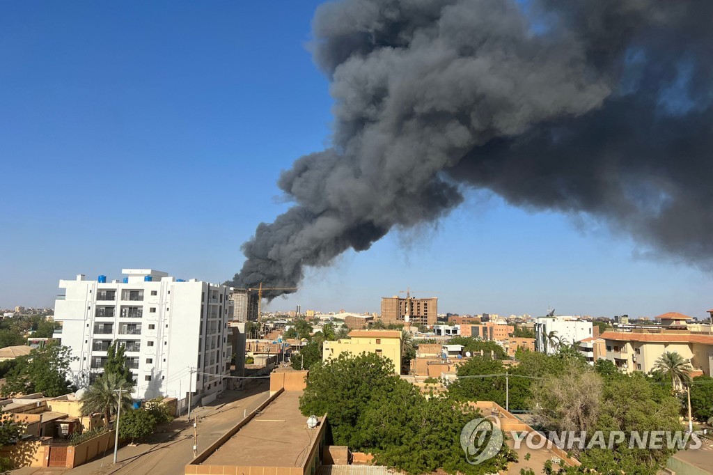 수단 분쟁 엿새째 악화일로…"사망자 330명·부상자 3천200명"(종합)