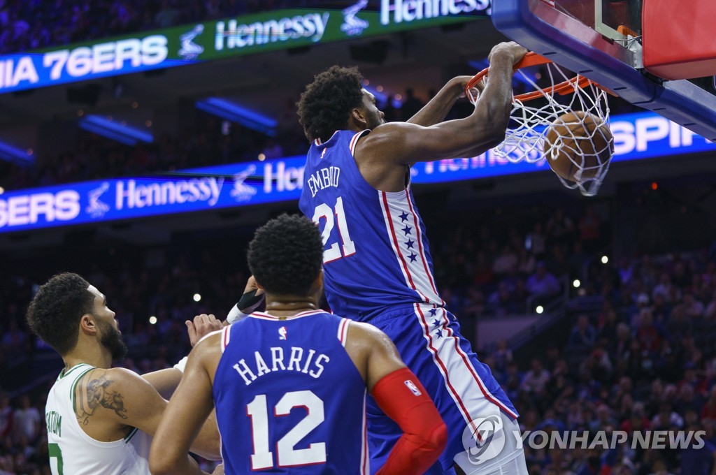 NBA MVP 향방은…2시즌 연속 요키치에 진 엠비드, 이번엔 웃을까