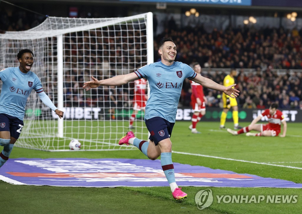 '최다득점·최소실점' 번리, 7경기 남기고 EPL 승격 확정