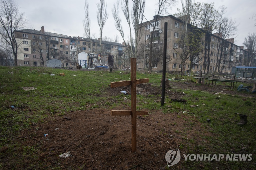 우크라 포로 참수 영상 파장…"IS보다 심해"·"당장 행동해야"