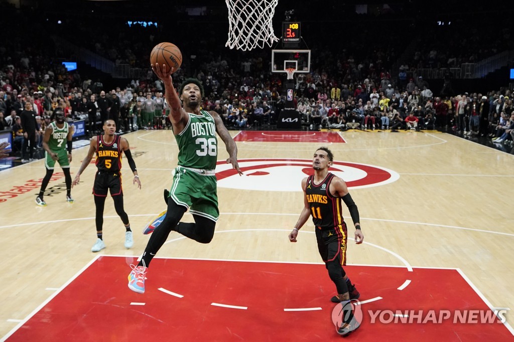 작년 준우승팀 NBA 보스턴, 애틀랜타 꺾고 PO 2회전 진출