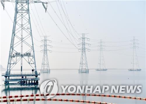 남는 전력 수도권으로…정부, 서해 해상 송전망 건설 추진