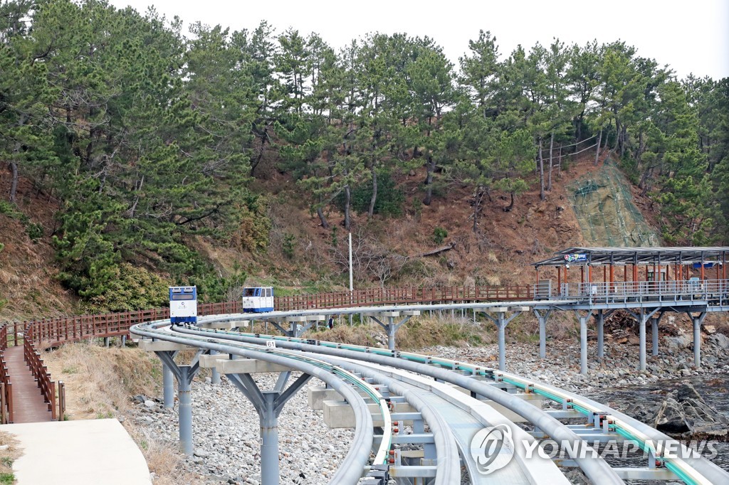 울진 스카이레일 '왜 이러나'…전선 화재에 운영 잠정 중단