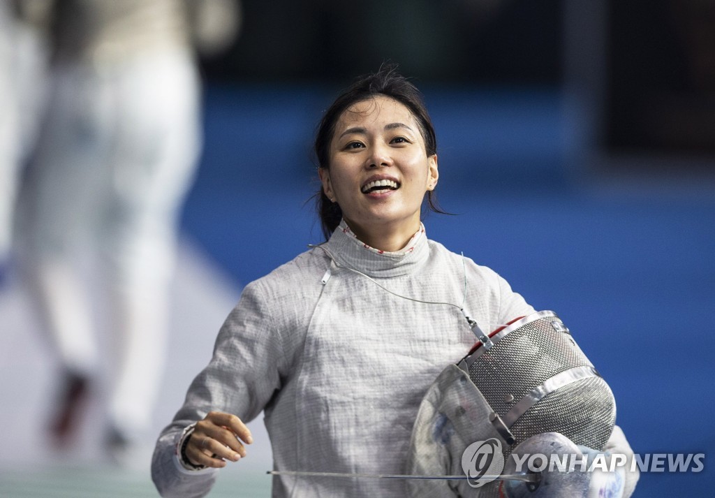 한국 여자 펜싱 첫 올림픽 금메달리스트 김지연, 국가대표 은퇴