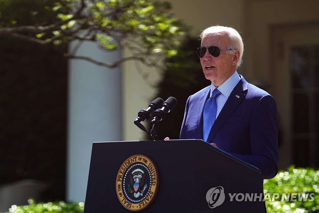 리턴매치 실현되나…바이든 재선 지지 상승, '기소' 트럼프 약진(종합2보)