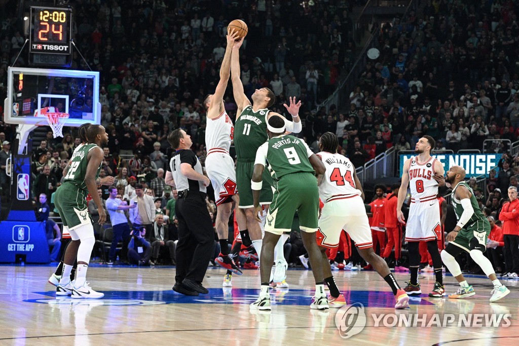 NBA 클리퍼스, 'LA 더비' 승리…서부 5위로 PO 직행 경쟁 우위