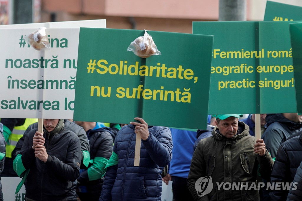 EU, 우크라 곡물 수입 둘러싼 '집안싸움'에도 면세 연장은 추진