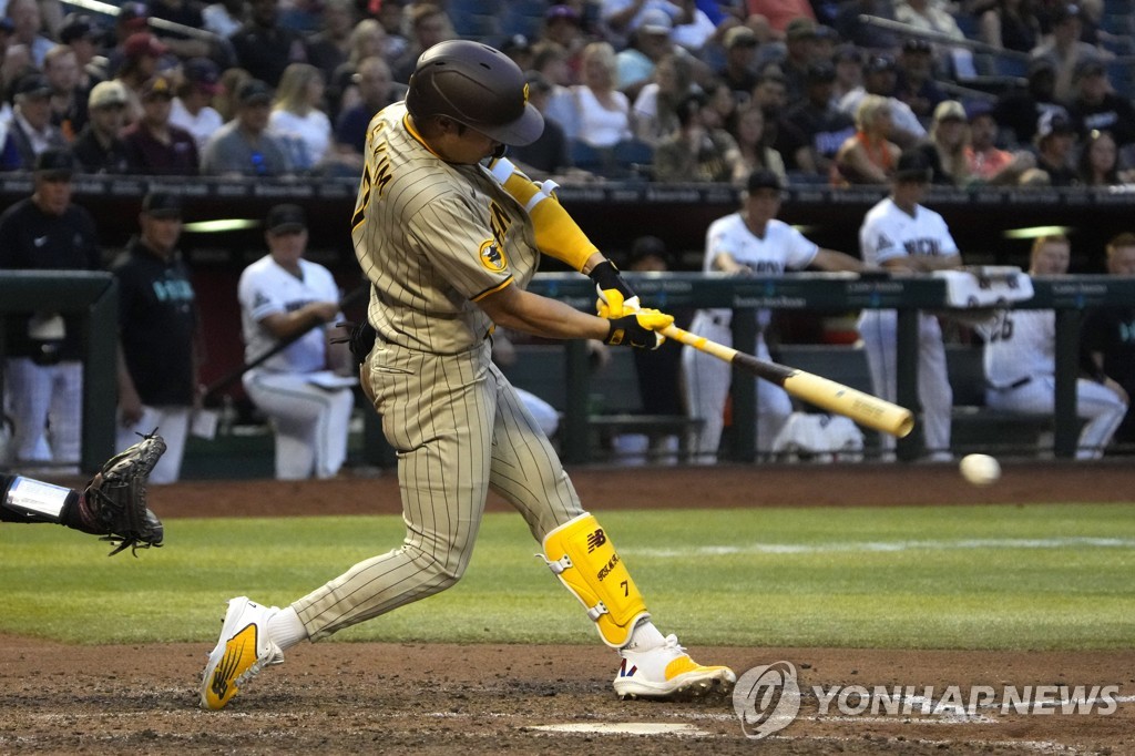 김하성, 6경기 만에 안타…애리조나전 2타점 역전 결승타