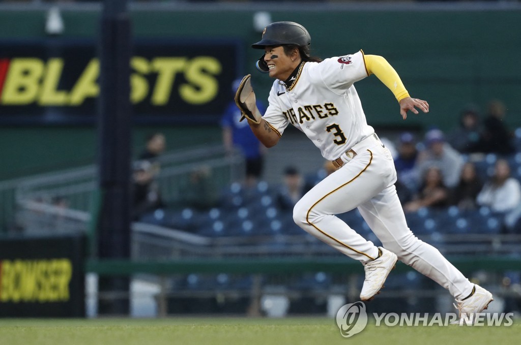 배지환, MLB 개인 첫 한 경기 '도루 3개'…도루 공동 2위