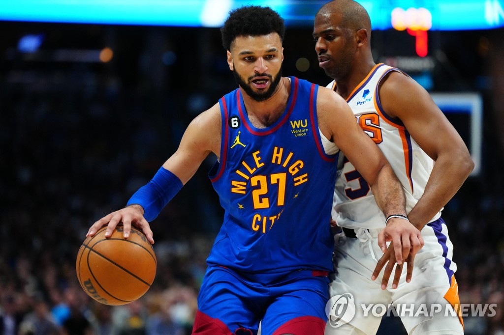 NBA 서부 1위 덴버, PO 2라운드서 피닉스에 기선제압…머리 34점