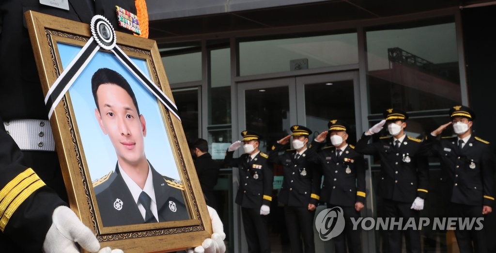 전북소방 "성공일 소방교, 재진입한 집주인 구하려다가 순직"