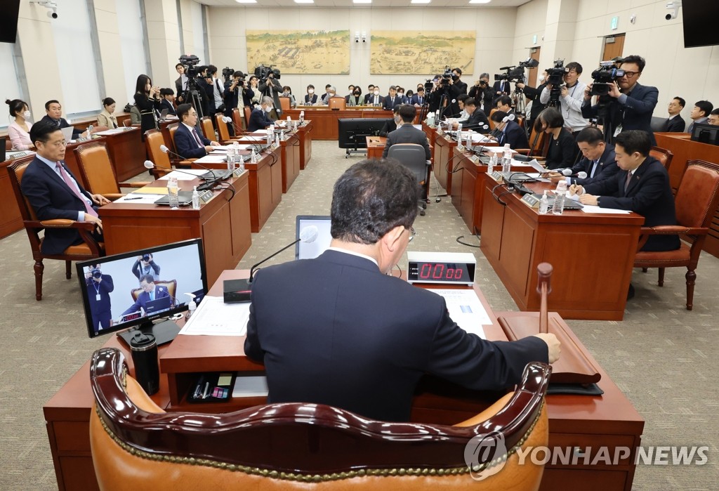 국회 교육위, '정순신 아들 학폭' 청문회…與 '맞불' 간담회