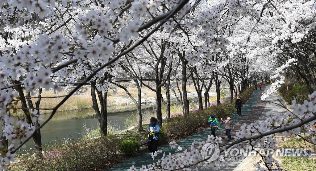 부산·울산·경남 대체로 맑음…낮 최고 20∼23도