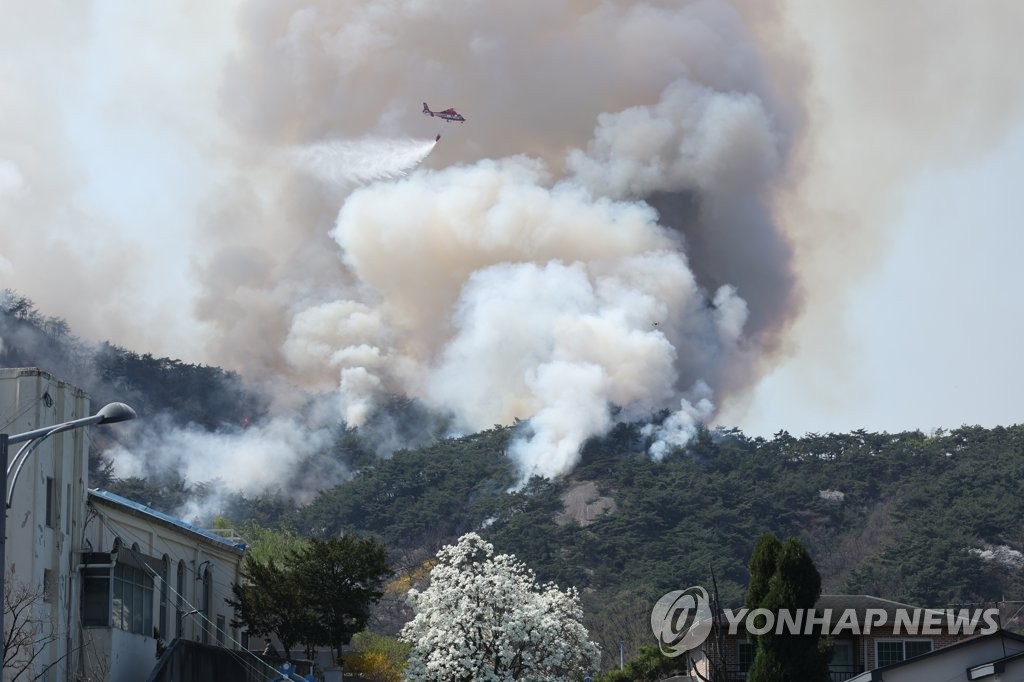 건조특보에 강풍까지…전국 곳곳서 산불 35건 발생(종합2보)