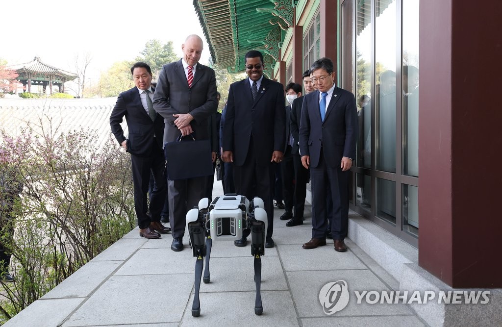 최태원 "한국과 부산은 준비가 됐다"…재계, 실사단 오찬 총출동(종합)