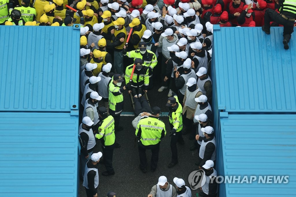 그날 이렇게 했다면…경찰, 특공대 동원 '인파관리' 훈련