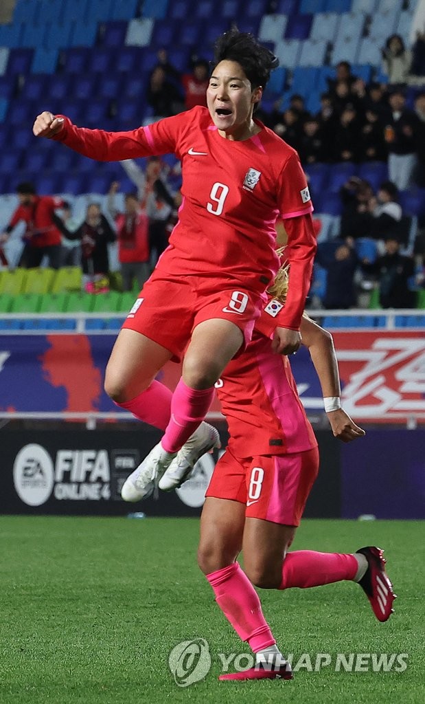 '복귀 신고' 조소현·'생일 자축' 이금민…빛난 여자축구 유럽파
