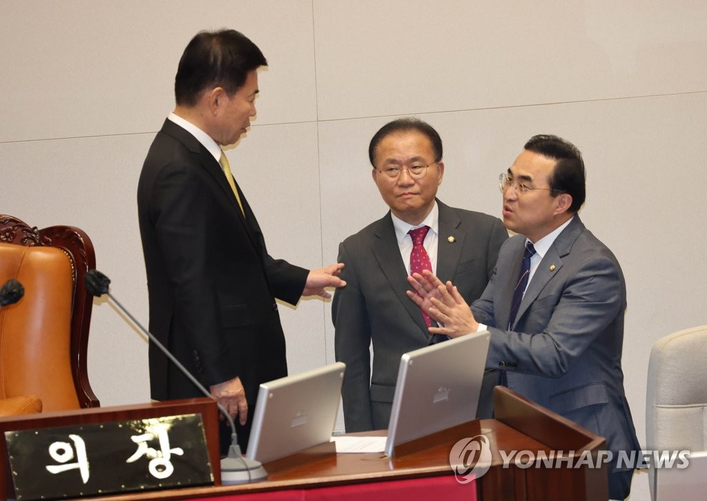 '野직회부' 간호법 본회의 상정 보류…"다음 본회의서 처리"(종합)