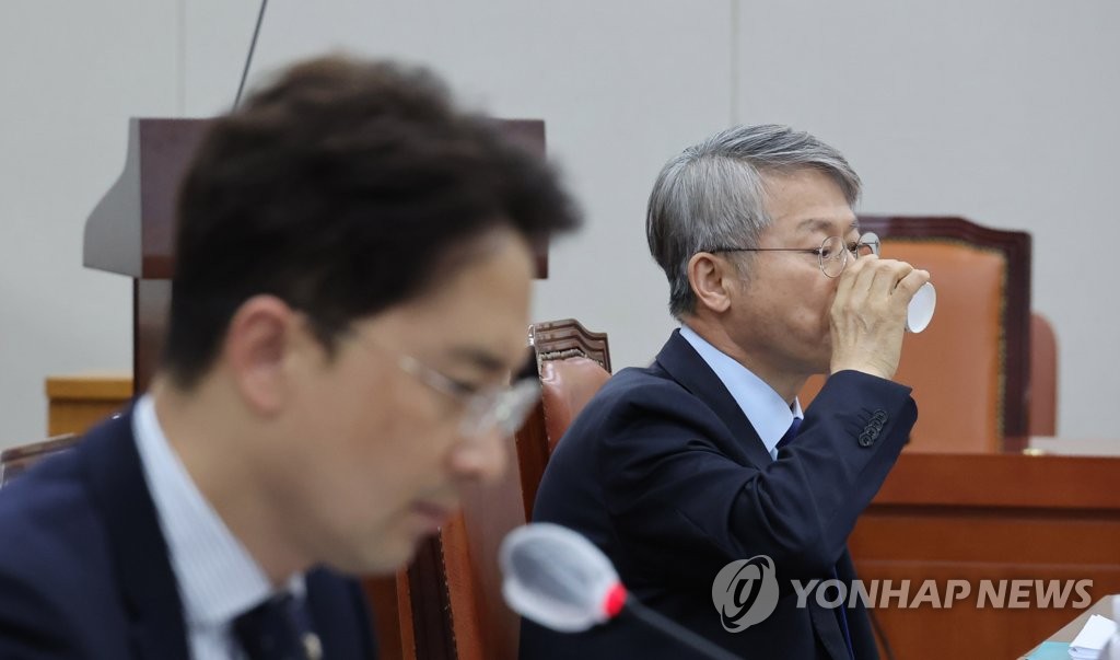 '꼼수탈당' 민형배 의원 민주당 복당, 지역구 총선 구도 '관심'
