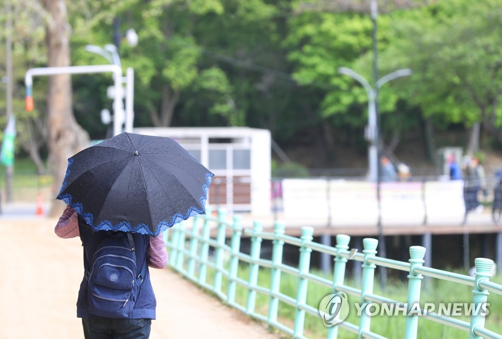 대구 30도 육박, 때 이른 고온…벌써 여름 시작된 듯